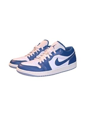 Nike Air Jordan 1 Low SE sneakers